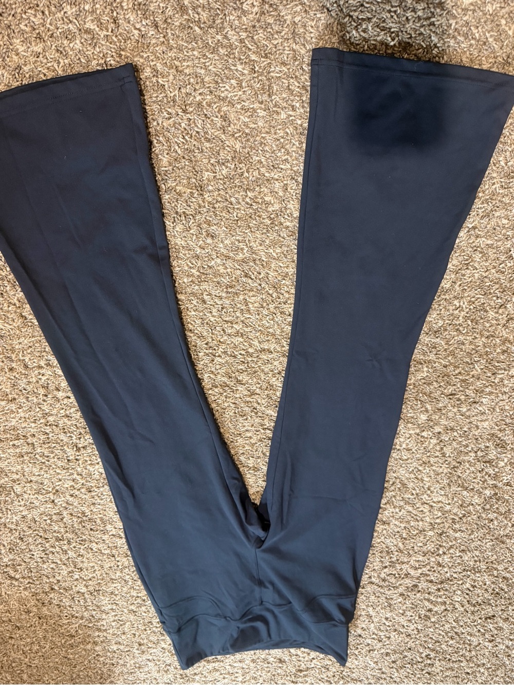 HALARA Black Flared pants